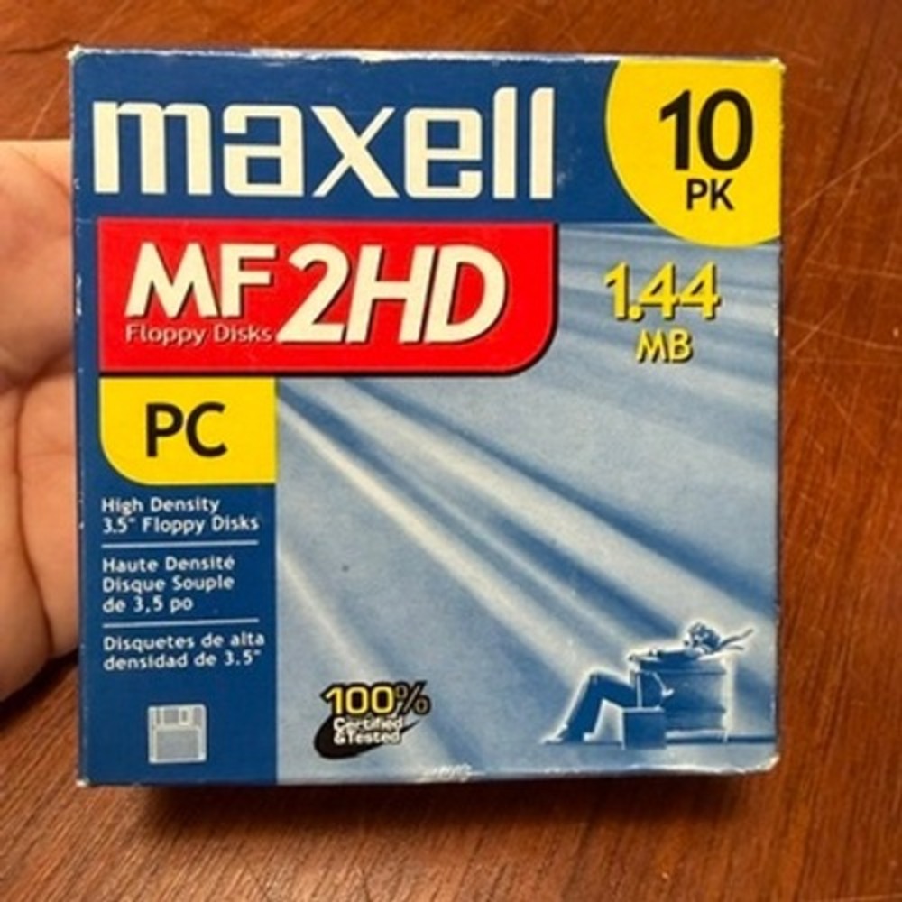 Maxell MF2HD 3.5 High Density Floppy Disks 1.44MB PC 10-Pack Lot of 2 - Picture 2 of 5